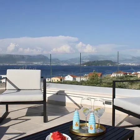 Bora - Blue Flat Flat 斯拉汀