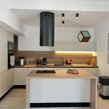 Bora - Blue Flat Flat * 斯拉汀